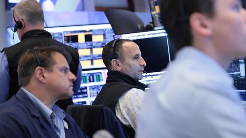 A Year After Bitcoin’s $19 B Crash: Risks Remain as Leverage Drives Market Moves