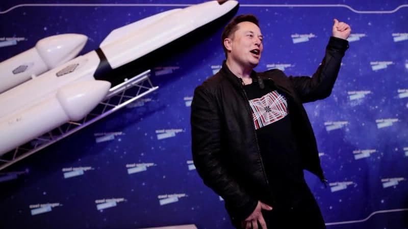 Crypto contracts on Tesla surge after Musk unveils flying Roadster prototype