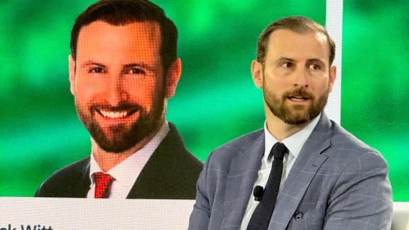 White House loses its sole crypto policy lead as adviser exits amid pending legislation